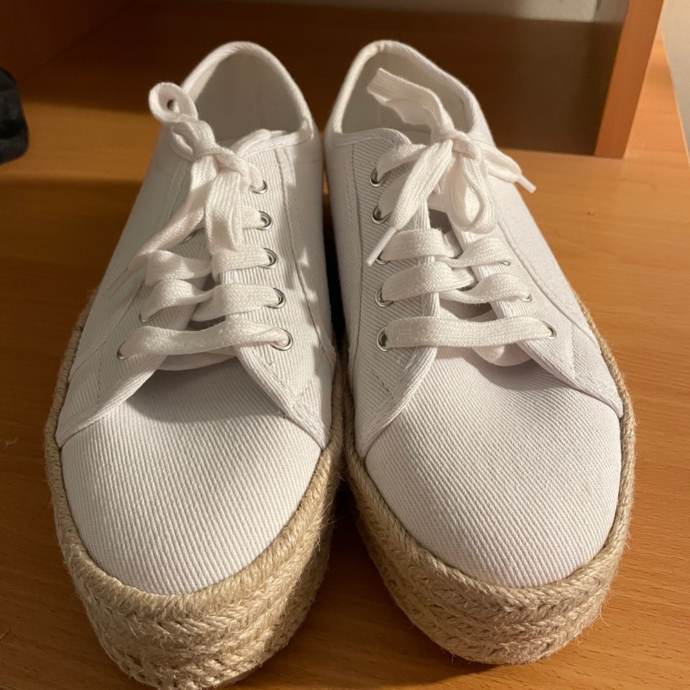 White platform sneakers